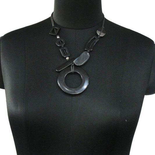 Etti ESJ17 Plastic Necklace