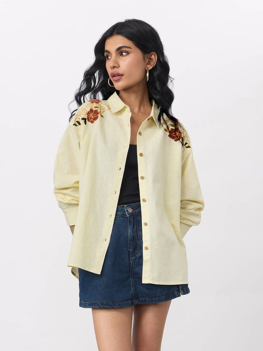 Women Relaxed Fit Fit Embroidered Spread Collar Casual ...