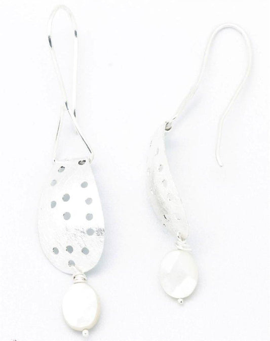 YugshaJewels Sparkling YJE-851 Pearl Sterling Silver Dangle Earring