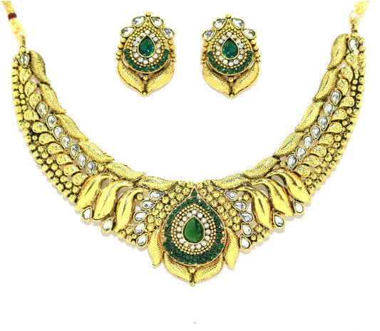 Zaveri Pearls Traditional Alloy Jewel Set